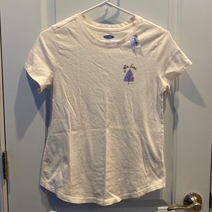 Old navy everywhere Fir Sure tee shirt XS